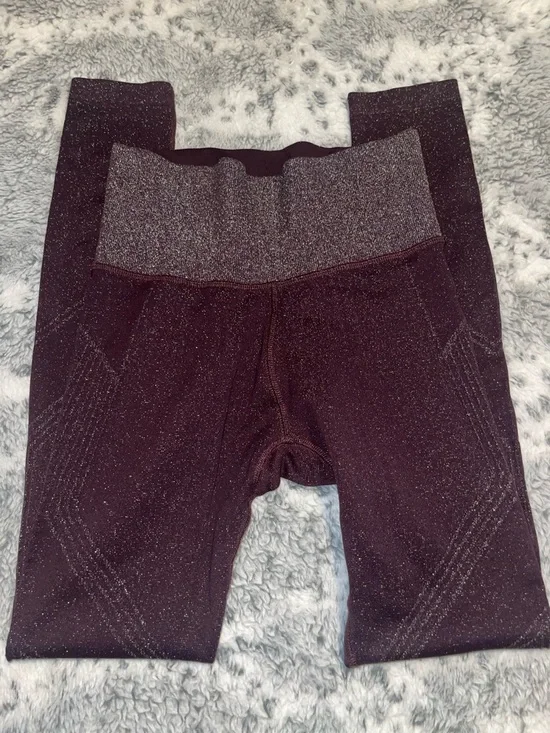 Athleta Twilight Tight Leggings - Plum XS - Picture 3 of 4